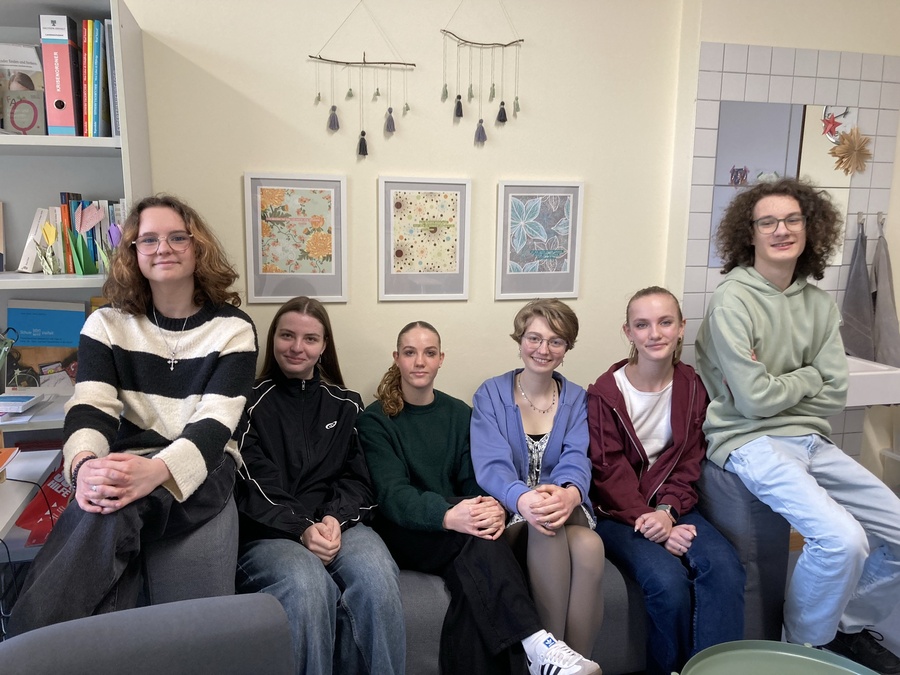 Titelbild: Unsere neue Schülervertretung stellt sich vor!!!