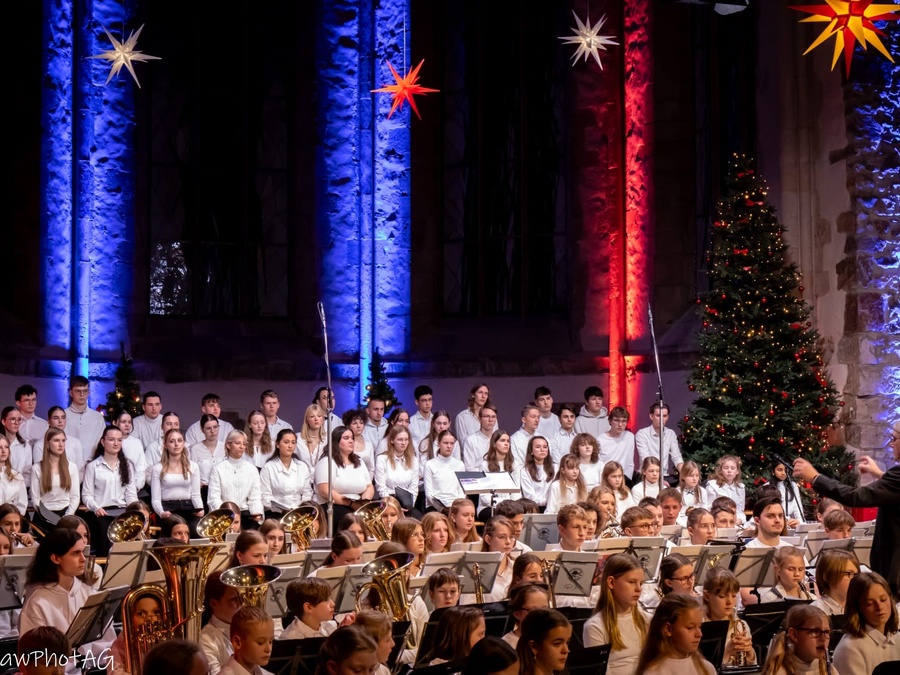 Titelbild: Vorfreude auf die Adventskonzerte