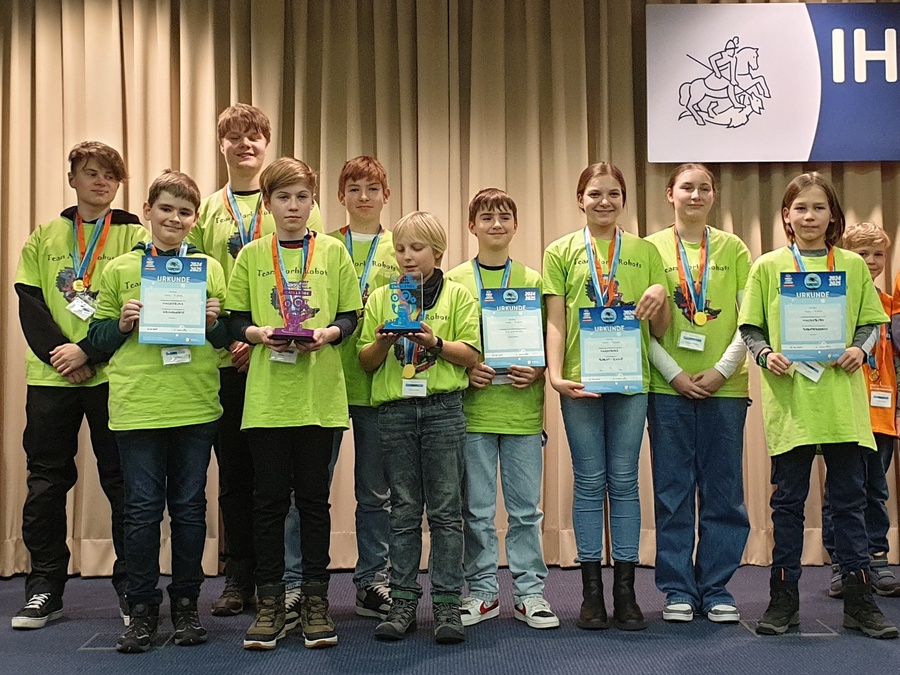 Titelbild: Erfolge in der First Lego League
